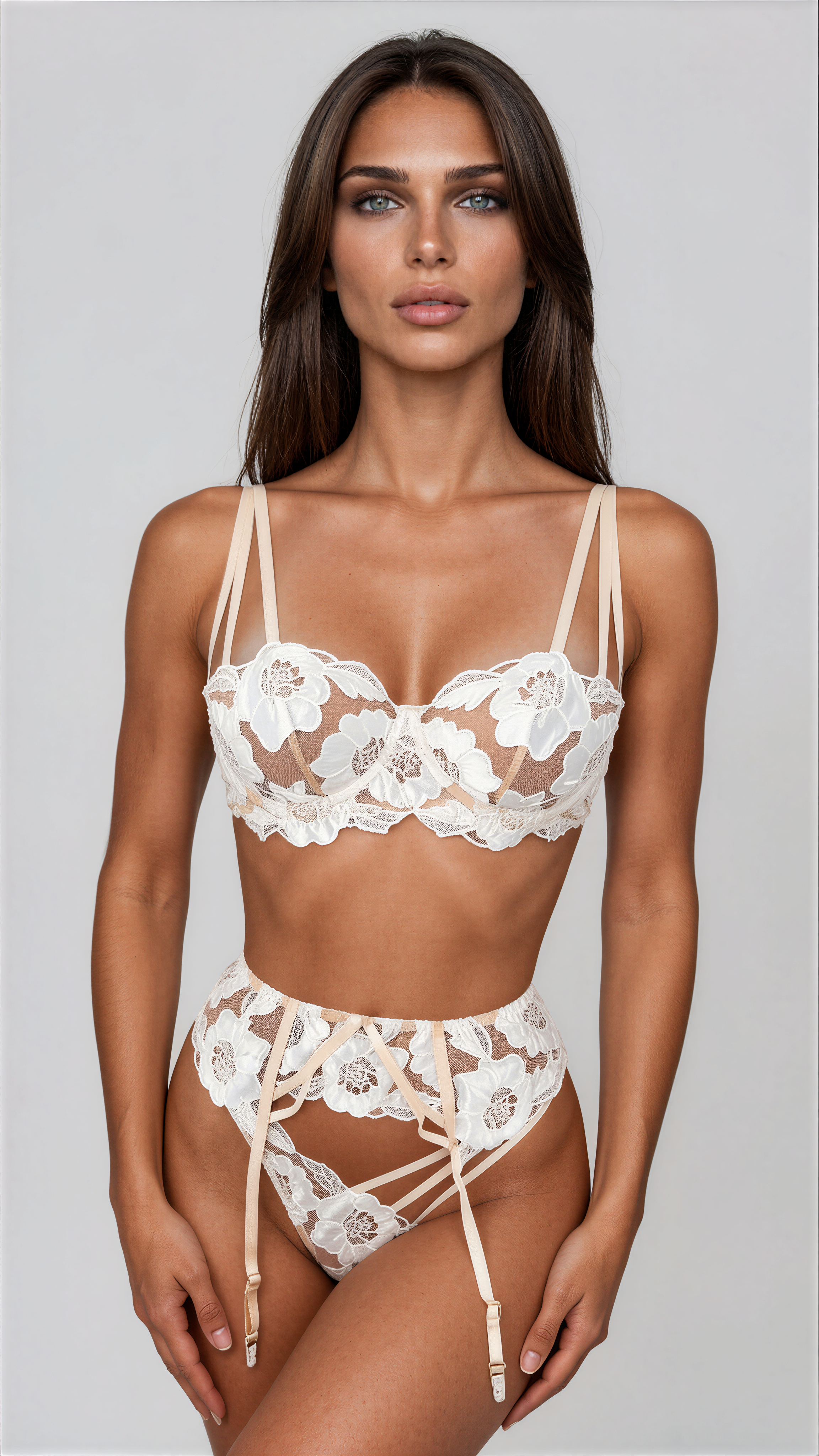 Hannah 3-Piece Lace Set with Underwire